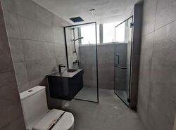Lakeview Estate (D20), Apartment #555974761